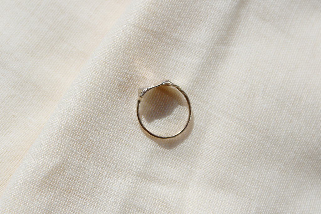 Melting gold Signet ring